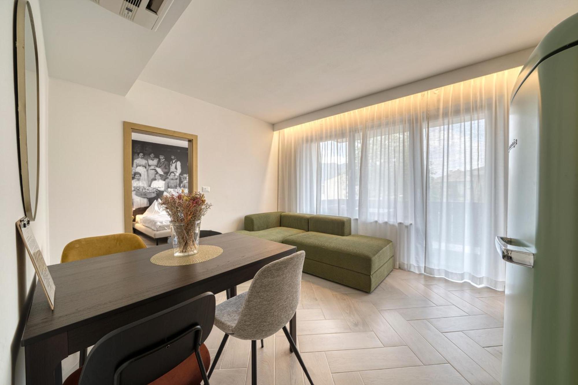 Goldfinger + Suites 라나 외부 사진